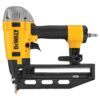 CLOUEUSE DE FINITION 25/64 MM (1 / 2-1/2 PO) CAL.16 (DEWALT)
