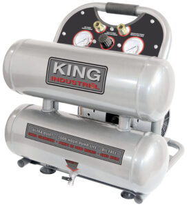 COMPRESSEUR À AIR SANS HUILE 4.6 GAL.(KING)